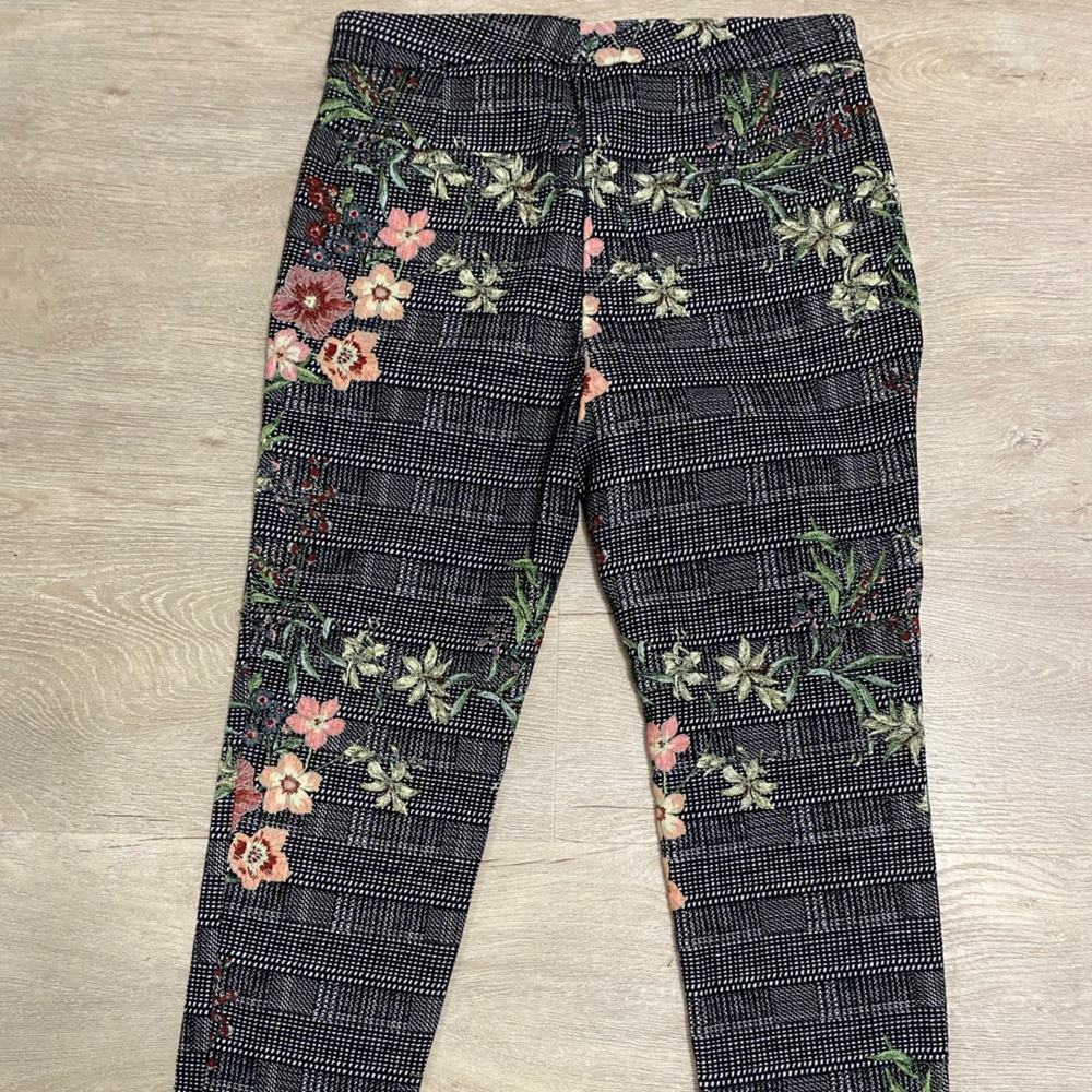 Zara pants size 8